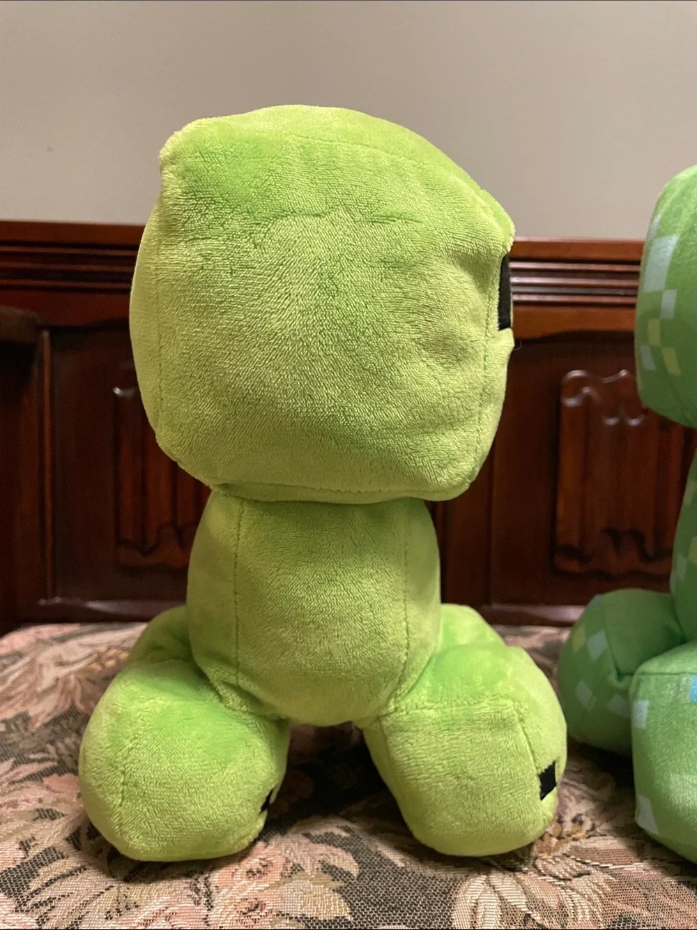 2 Minecraft Green Pixel Creeper Plush Toy